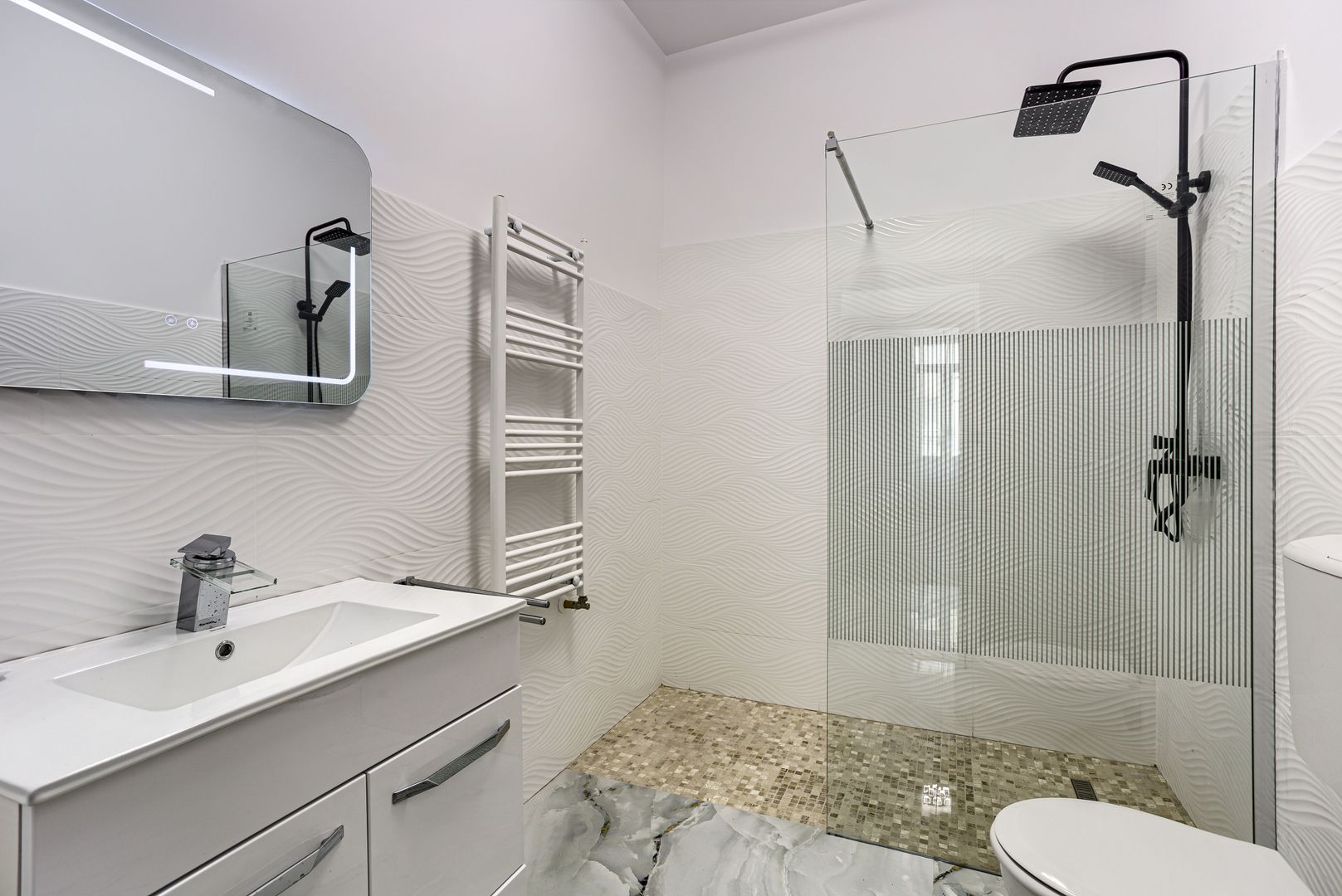 Apartament cu 3 camere zonă Ultracentrală etaj 1 - Poză 7