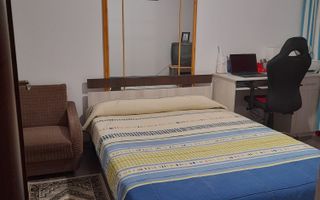 Apartament 3 camere in zona Micro 7( la intersectie cu str. Pinilor) - Poză 2