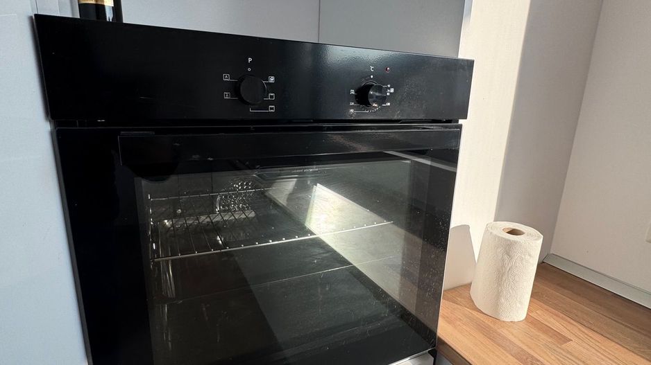 Casa pe parter Tunari, curte 330m, MOBILATE si UTILATE - Poză 11