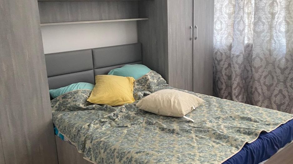 Apartament cu trei camere decomandat, Calea Grivitei - Poză 1