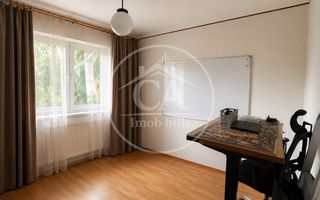 Apartament cu 3 camere de vânzare în zona Nufarul, Oradea - Poză 5