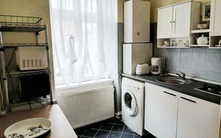 GARSONIERĂ DE ÎNCHIRIAT ÎN ZONA CENTRALĂ | 9 MAI - Poză 3