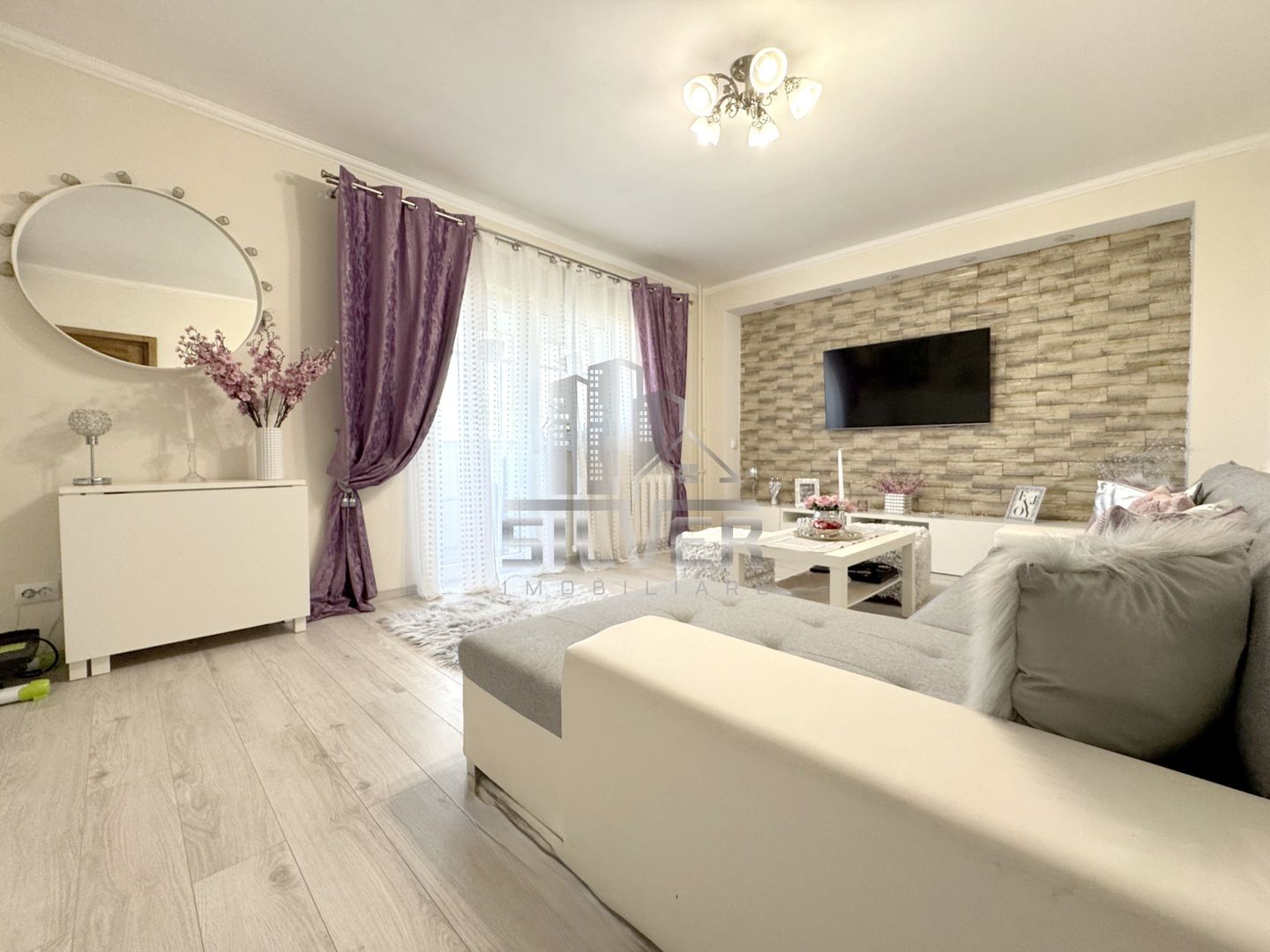 Apartament cu 2 camere la  cheie/62mp/GARAJ. - Poză 3