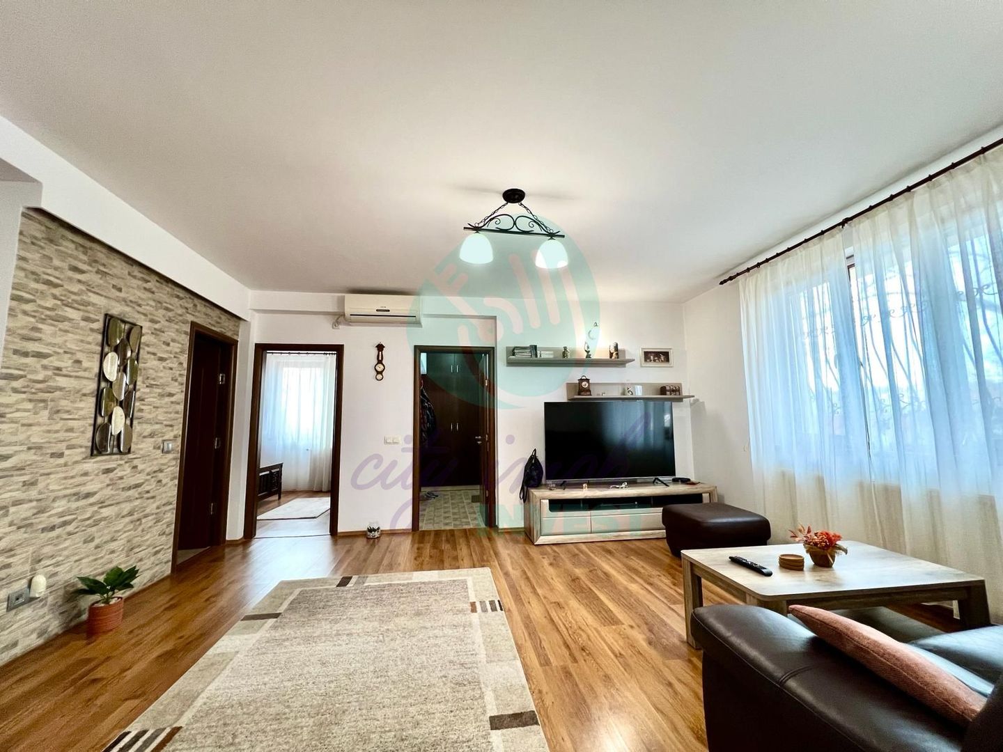 Silistea Snagovului-Casa de VACANTA  cu piscina - Poză 4