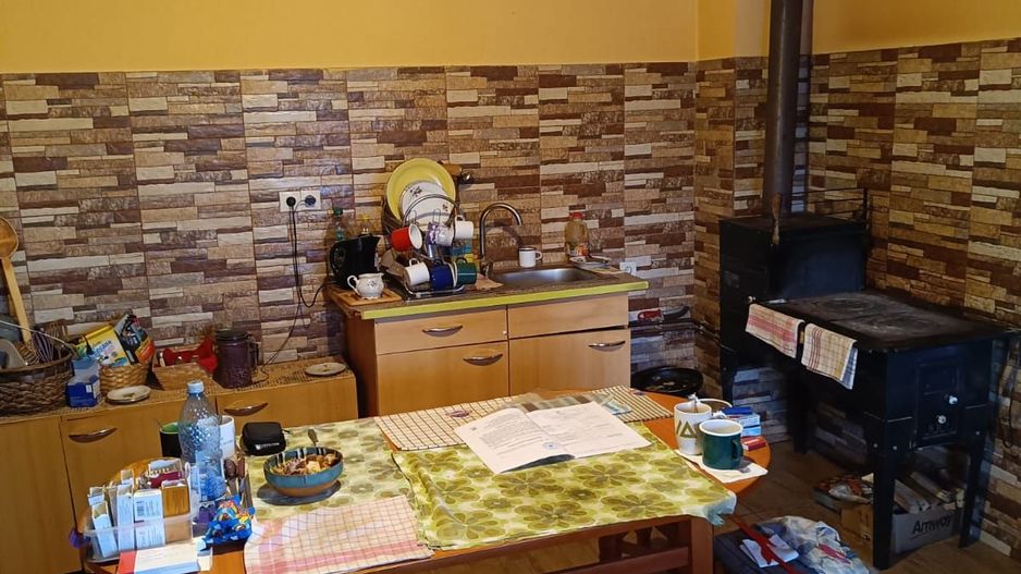 De vînzare casă cu 5 camere, sat Apoș, com. Bârghiș, jud. Sibiu - Poză 7