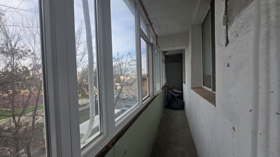Apartament 3 camere decomandat 70mp Toporasi - Prelungirea Ferentari - Poză 2