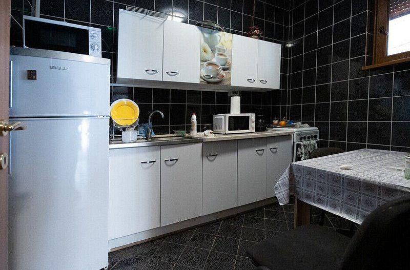 Vila cu 750 mp utili si teren de 1.480 mp in Erou Iancu Nicolae - Poză 32