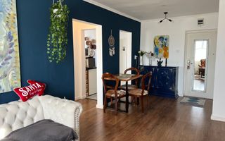 Apartament cu 2 camere, 46 mp utili, etaj intermediar, zona spitalului - Poză 3