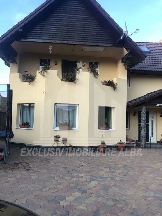 Casa individuala de vanzare, Micesti - Poză 1