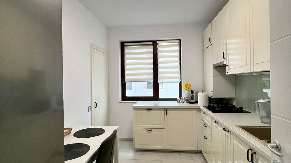 Apartament modern cu 3 camere in Buna Ziua - Poză 6