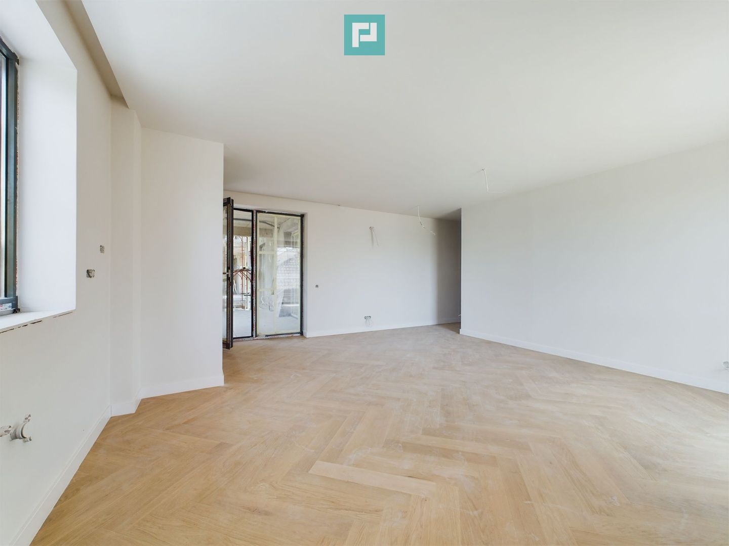 Apartament cu 3 camere la etajul 3 în Jolie Village - Poză 2