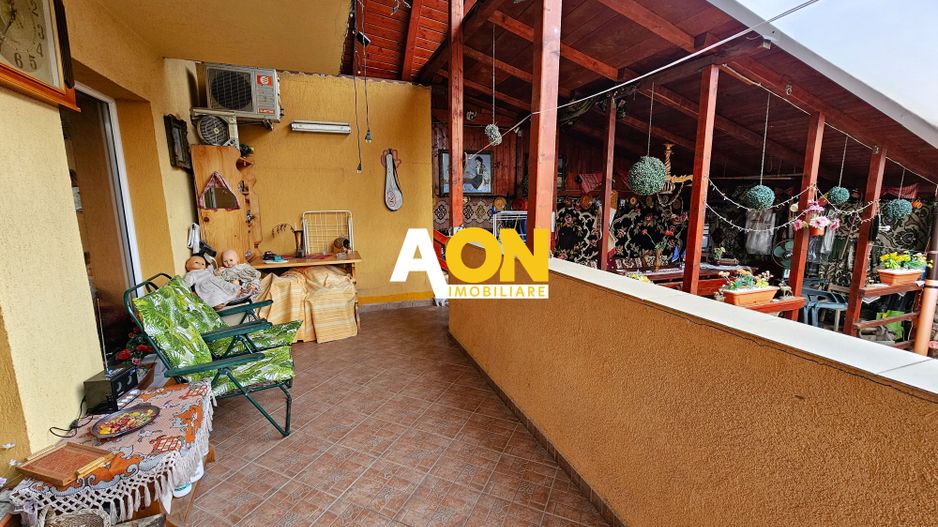 Casa 4 camere, Cetate, amplasament premium, 295 mp teren - Poză 2