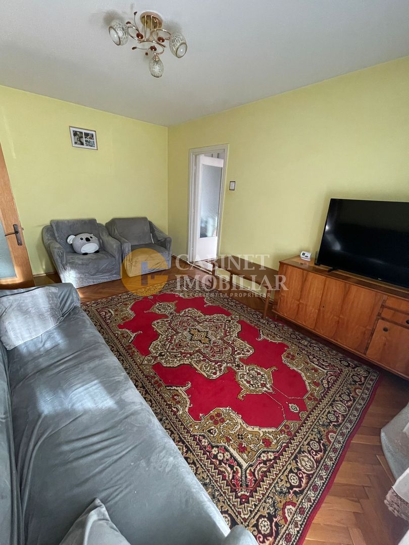 PODU ROS - 3 CAMERE - ETAJUL 1 - MOBILAT SI UTILAT - Poză 7