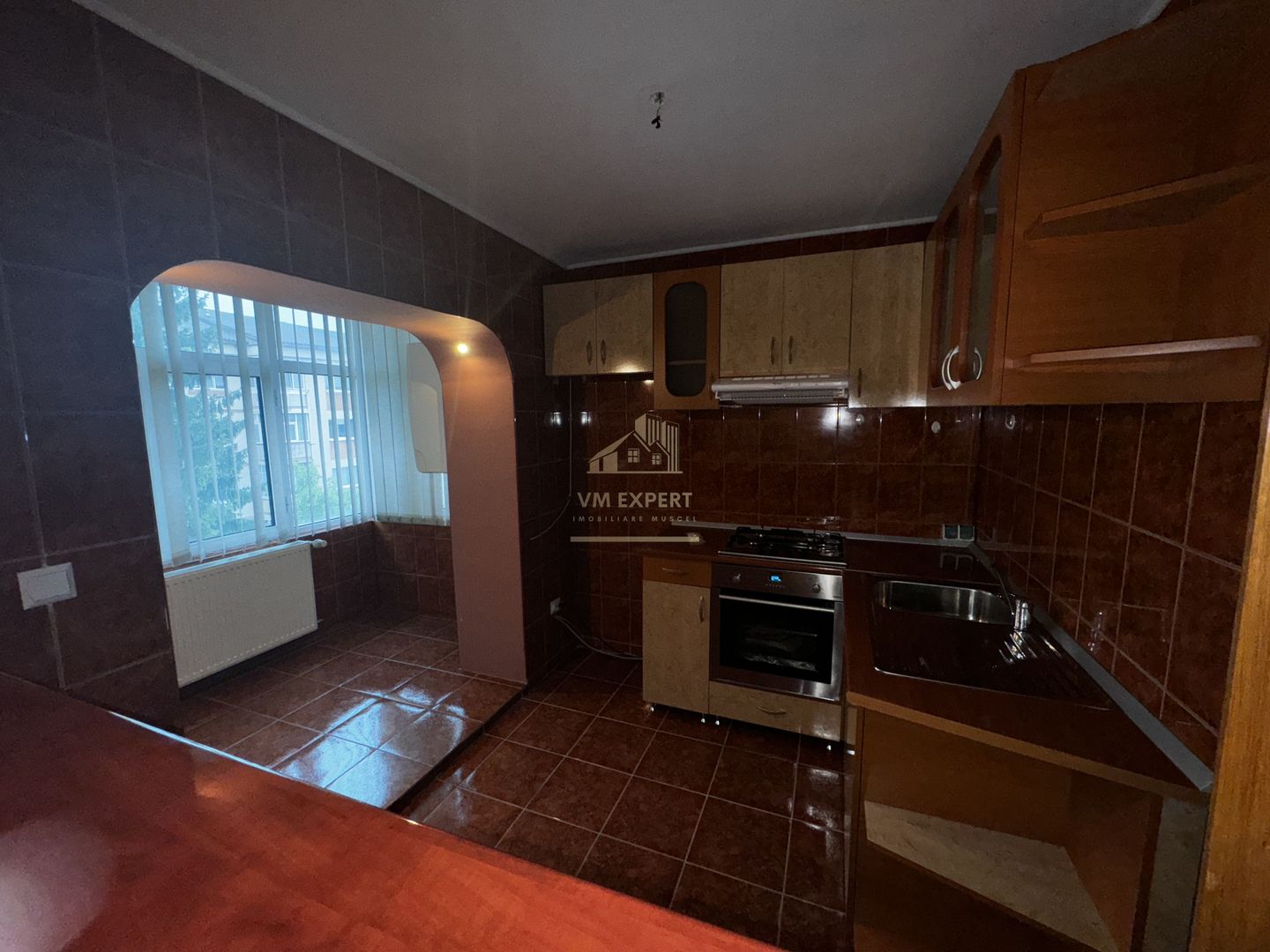 APARTAMENT CAMPULUNG TIP PENTHOUSE, 5 CAMERE GRUI - Poză 26