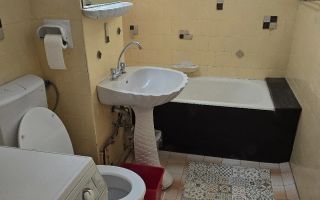 Inchiriez apartament cu 3 camere, decomandat, - Poză 7