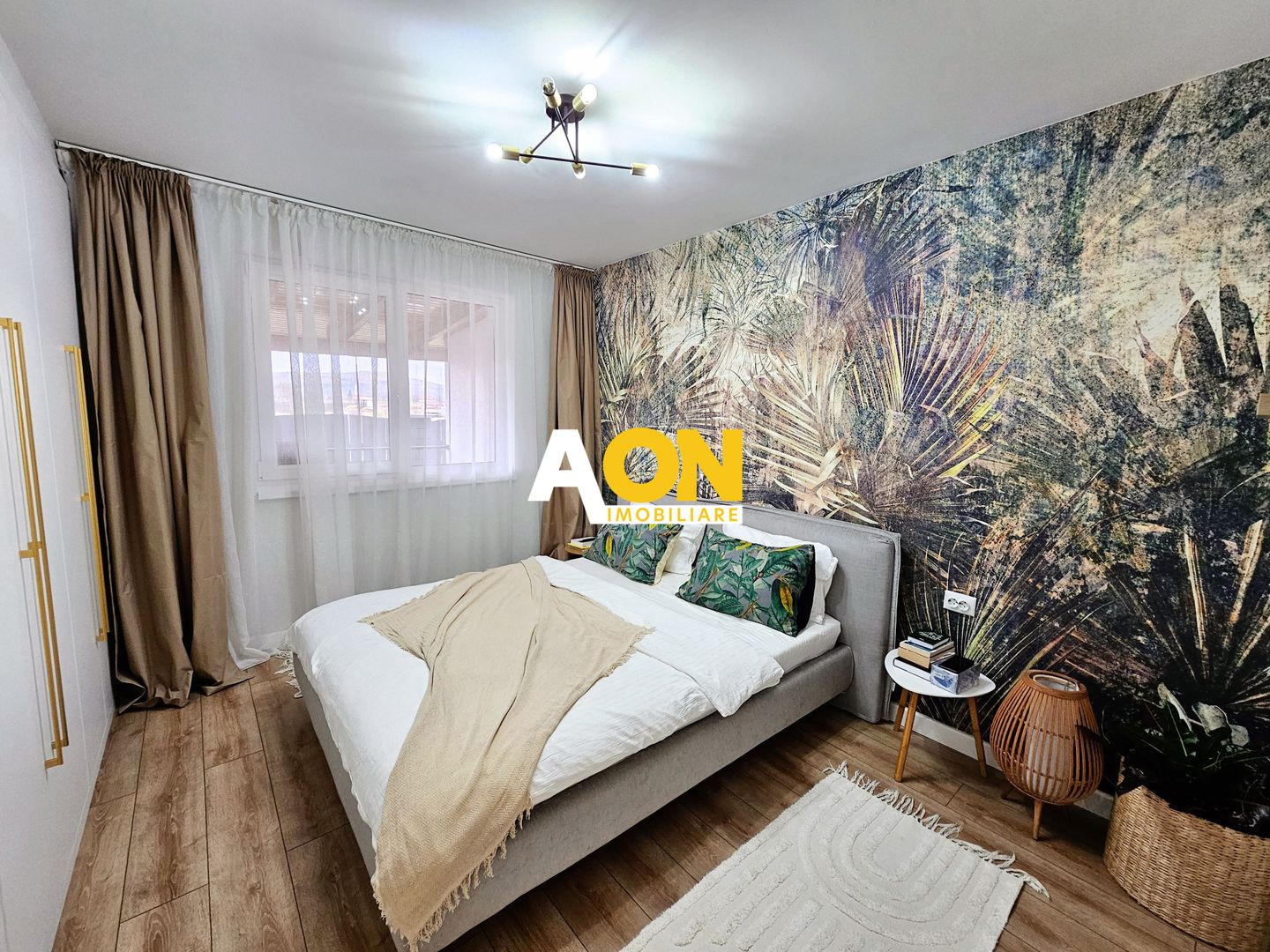 Casa noua, 3 camere + mansarda, mobilata, utilata, 342 mp teren - Poză 9