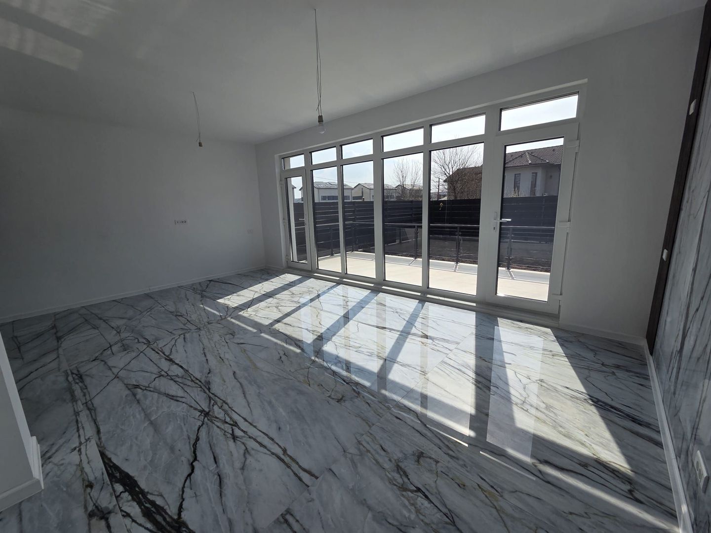 Vila moderna Liddl Tunari, TOATE UTILITATILE, 0% comision - Poză 8