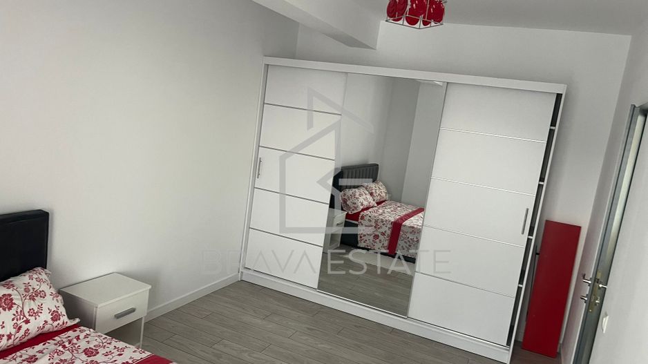 Apartament 2 camere, 42mp, parcare, terasa, balcon, lift, zona Terra - Poză 8