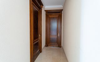 Apartament spațios cu 3 camere pe str. Trandafirilor - Poză 17