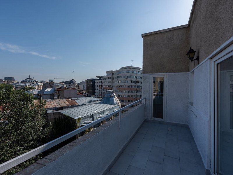 Apartament suberb in Piata Romana - Poză 25
