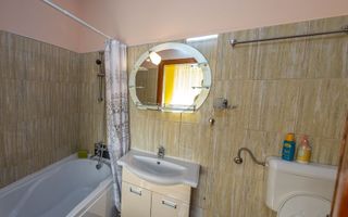 De vânzare casă cu etaj - Poză 10