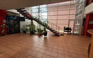 Investitia ideala , hotel, restaurant si spatii de inchiriat - Poză 16