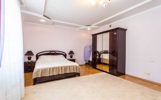 Vânzare, casă, 2 nivele, 4 camere, strada 31 August 1989, Centru - Poză 15