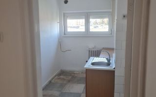 De vânzare apartament 2 camere - Poză 3