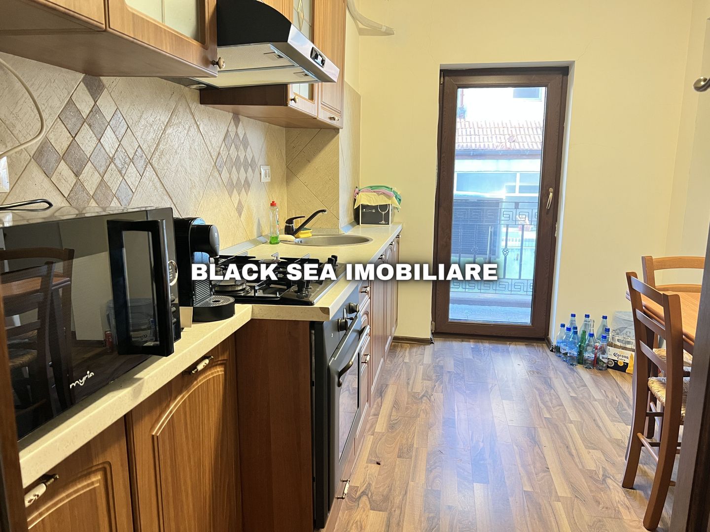 Apartament 3 camere zona Centrala foarte spatios - Termen Lung - Poză 4