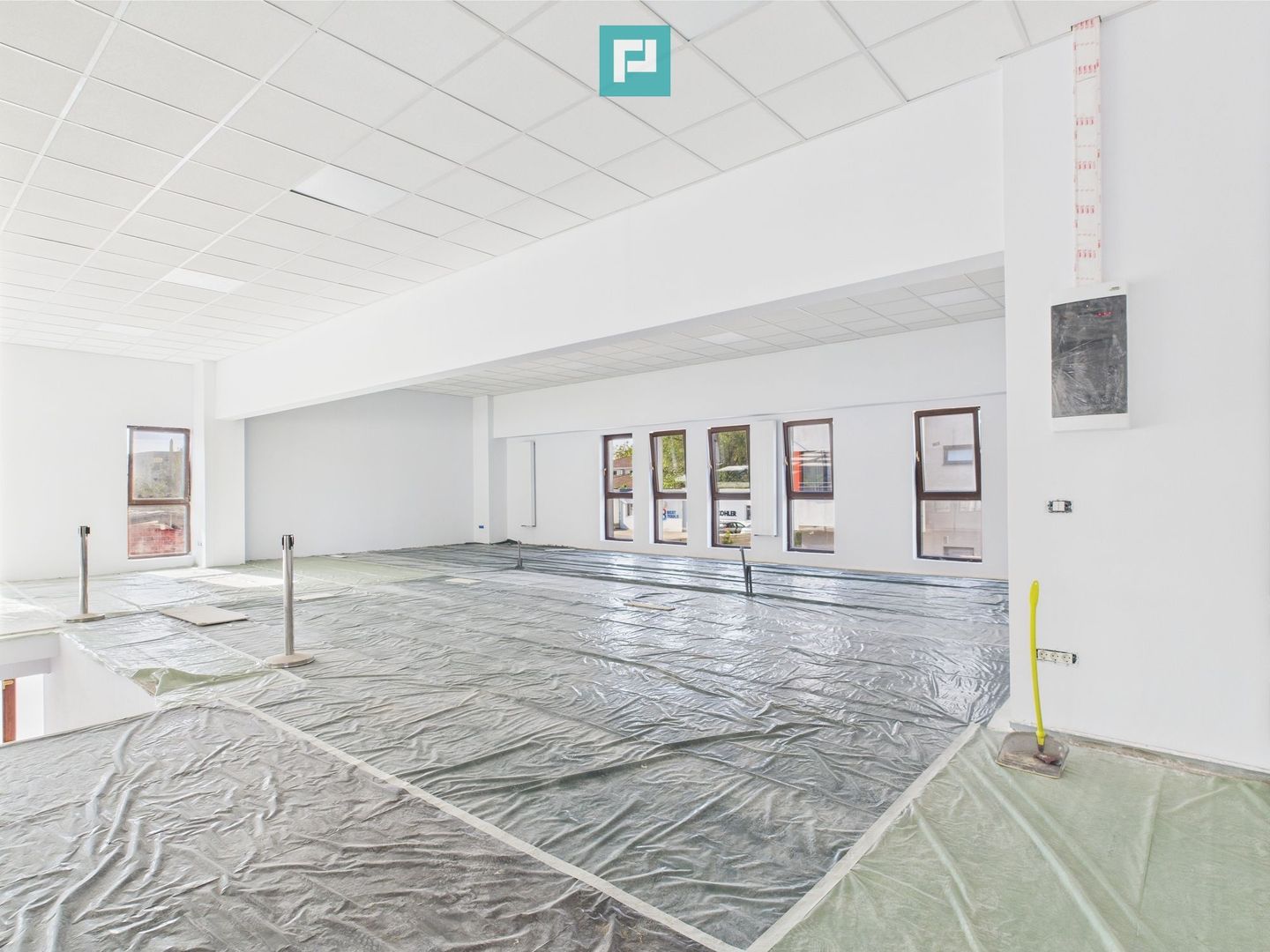 Spații Comerciale între 70 și 350 mp în Dumbrăvița - Poză 6