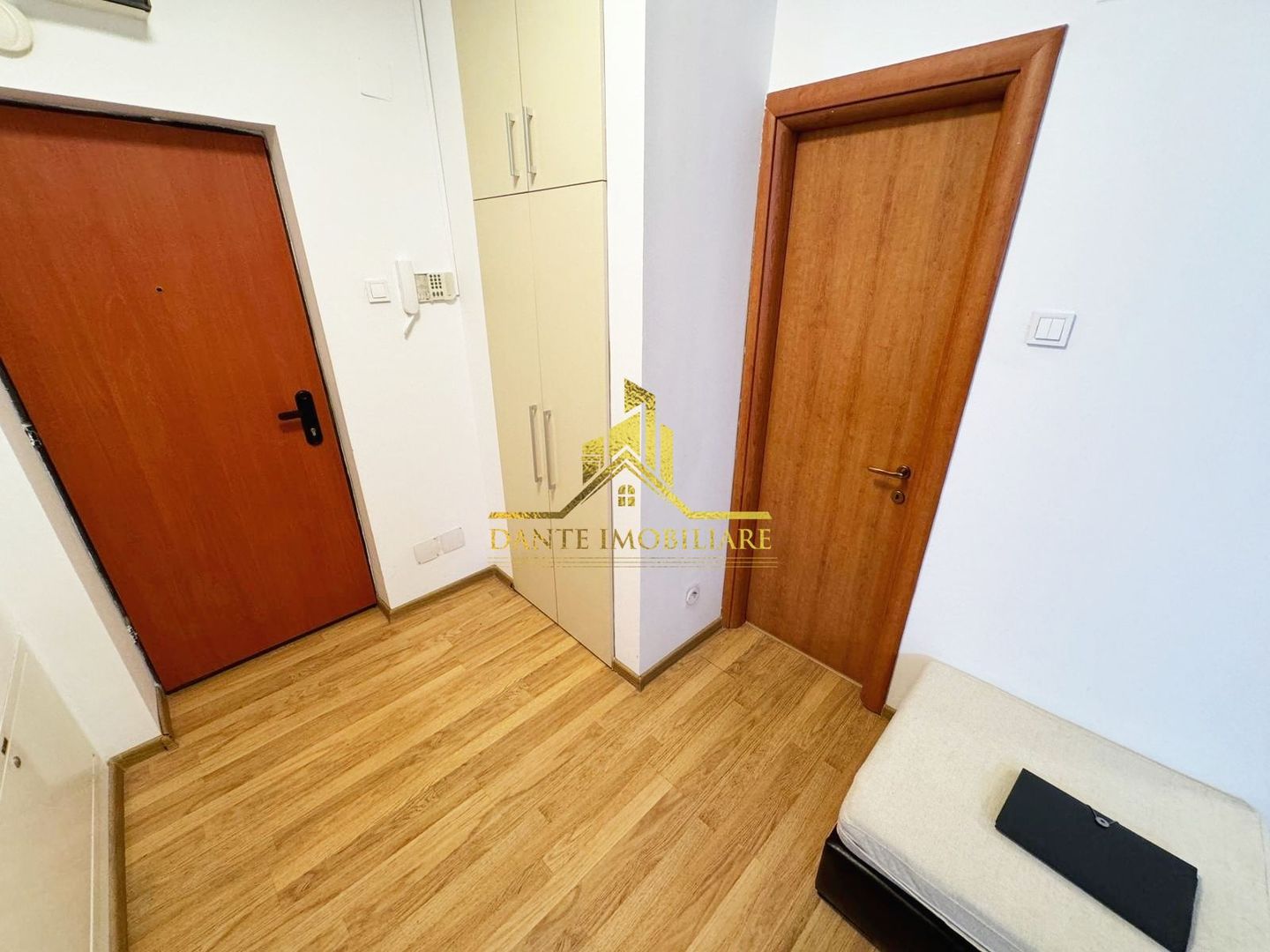 2 camere,modern, bloc nou, terasa, parcare, Buna Ziua, Trifoiului - Poză 13