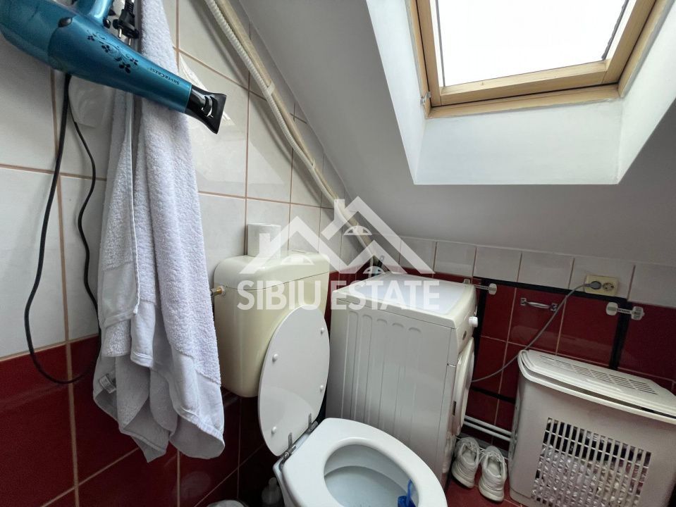 Apartament de vanzare, cu 4 camere,  82.4 mp. -Calea Cisnadiei (Ciresica) - Poză 9