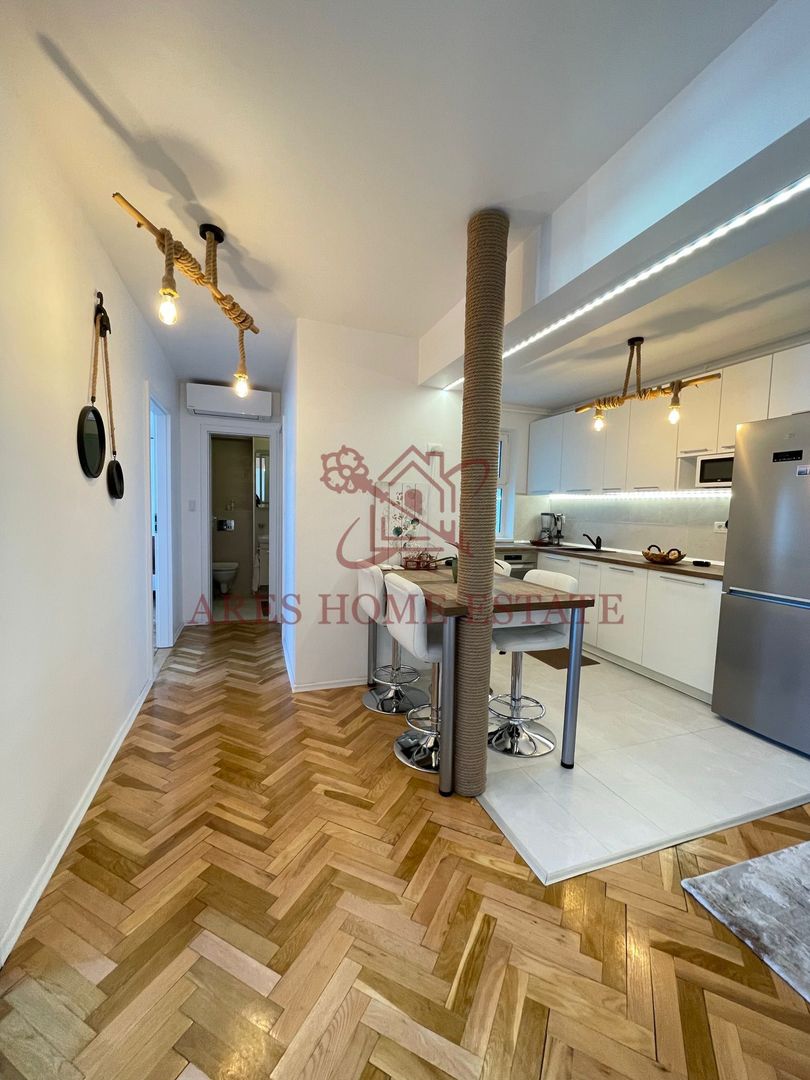 3 camere decomandat, lux & smart – Piața Dacia, 2 băi, 72 mp. - Poză 1