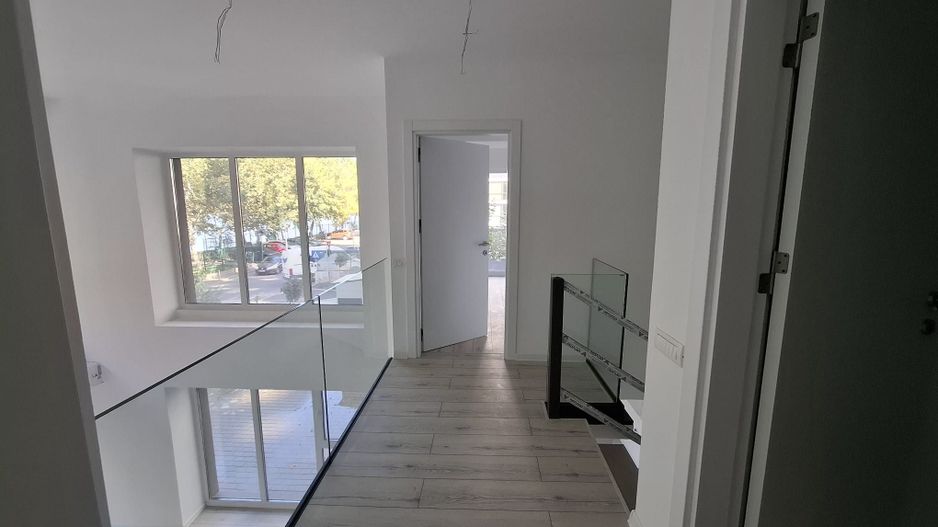 4 camere Bloc Nou Rezidential Birouri L330 GranVia Lake View - Poză 11