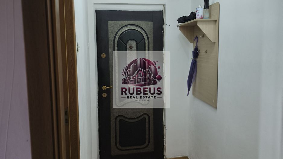 Mic la întreținere, bun la randament: apartament în Orșova - Poză 29