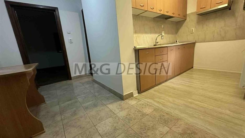 Apart 1 camere decomandat Aradului centrala proprie - Poză 2