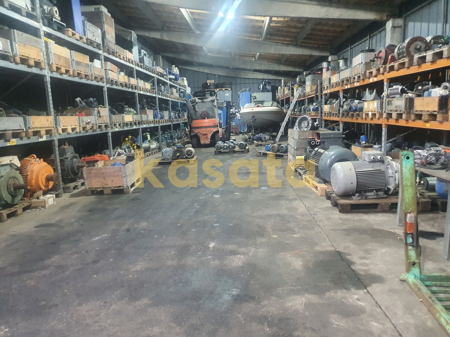 Hală industrială de vânzare - Stăncești - 13 km de Ploiești - Poză 5