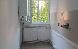 BRASADAS vinde ap 2 cam etaj 2/4 in Micro 15. - Poză 4