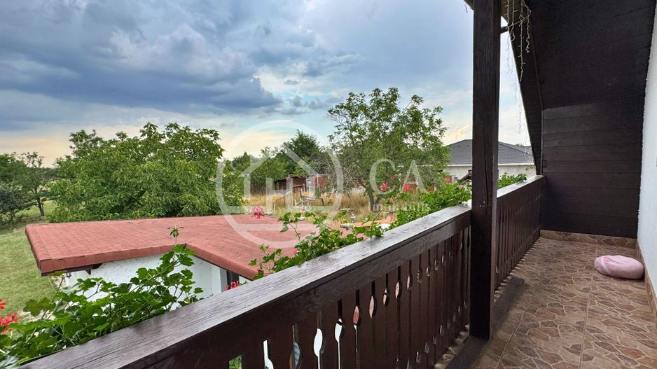 Casă de vânzare cu 4 camere si teren de 1000 mp in Salard, Bihor - Poză 27