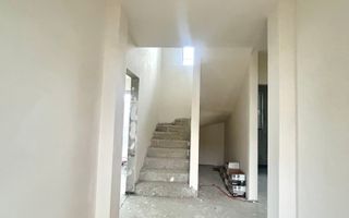 Casă individuală de vânzare în Chinteni - Poză 15