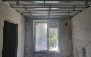 Apartament 4 camere. Etaj 1. Cu parcare. Aleea Dolina - Poză 2