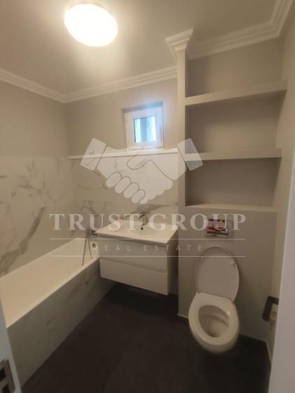 Apartament 3 camere 1 Mai | Imobil 1970 - Poză 10