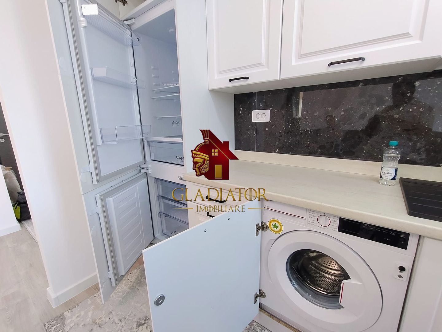 Cartier Visoianu - 2 camere, open-space, prima inchiriere, loc parcare - Poză 8