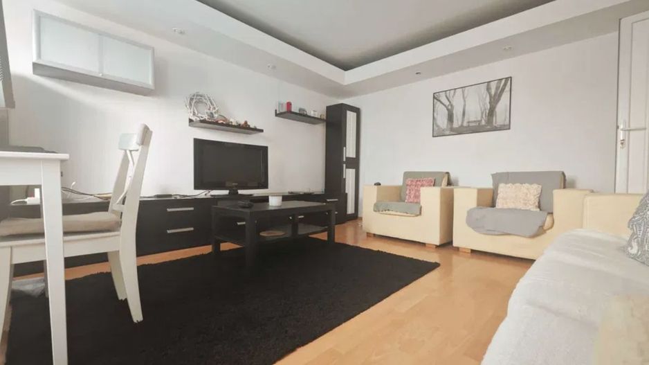 Apartament 2 cam. de inchiriat 60 mp Et. 4  Zona Aviatiei - Poză 1