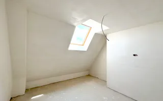 Apartament cu 3 camere/76mp/3 minute de statii autobuz. - Poză 11
