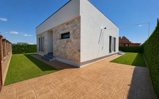 Casa 3 Camere | Gata de mutare - Poză 1