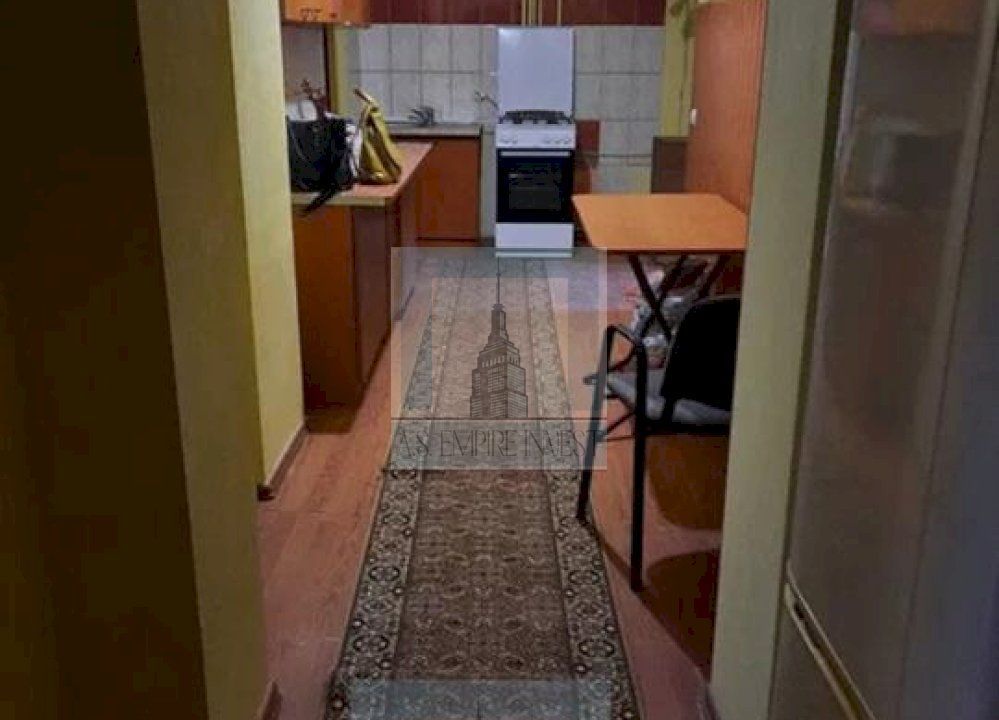 Ap 3 camere decomandat - zona Centrul Vechi - Poză 4