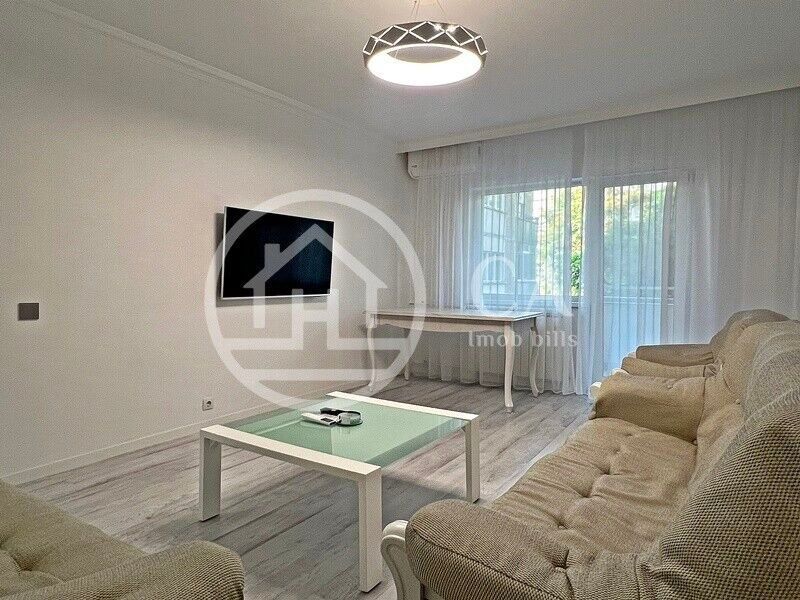 Apartament de inchiriat cu 3 camere in zona Decebal, Oradea - Poză 7