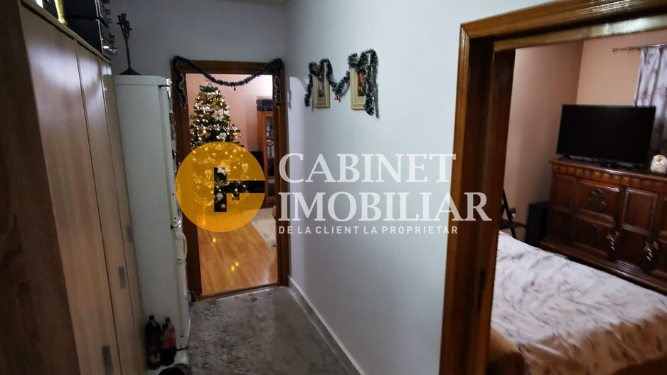 Apartament 4 camere parter/ Spațiu Comercial Nicolina 2 - Poză 9