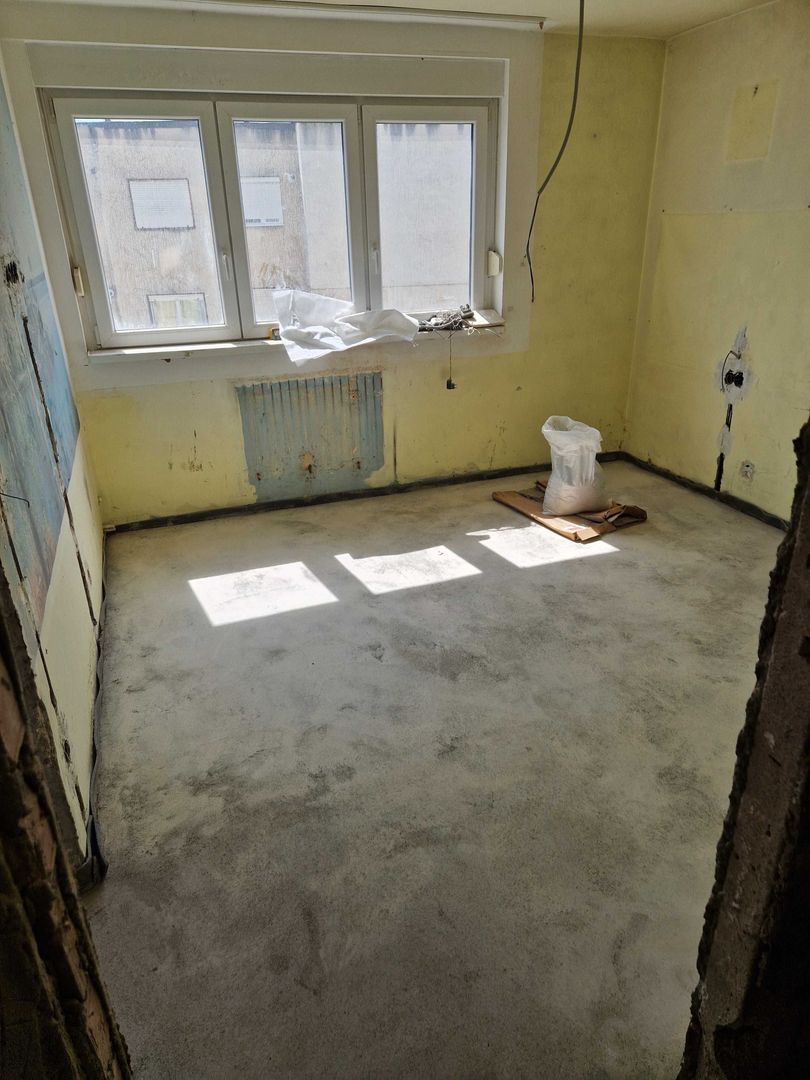 BRASADAS vinde ap 3 cam etaj 4/10 pe Calea Traian. - Poză 7